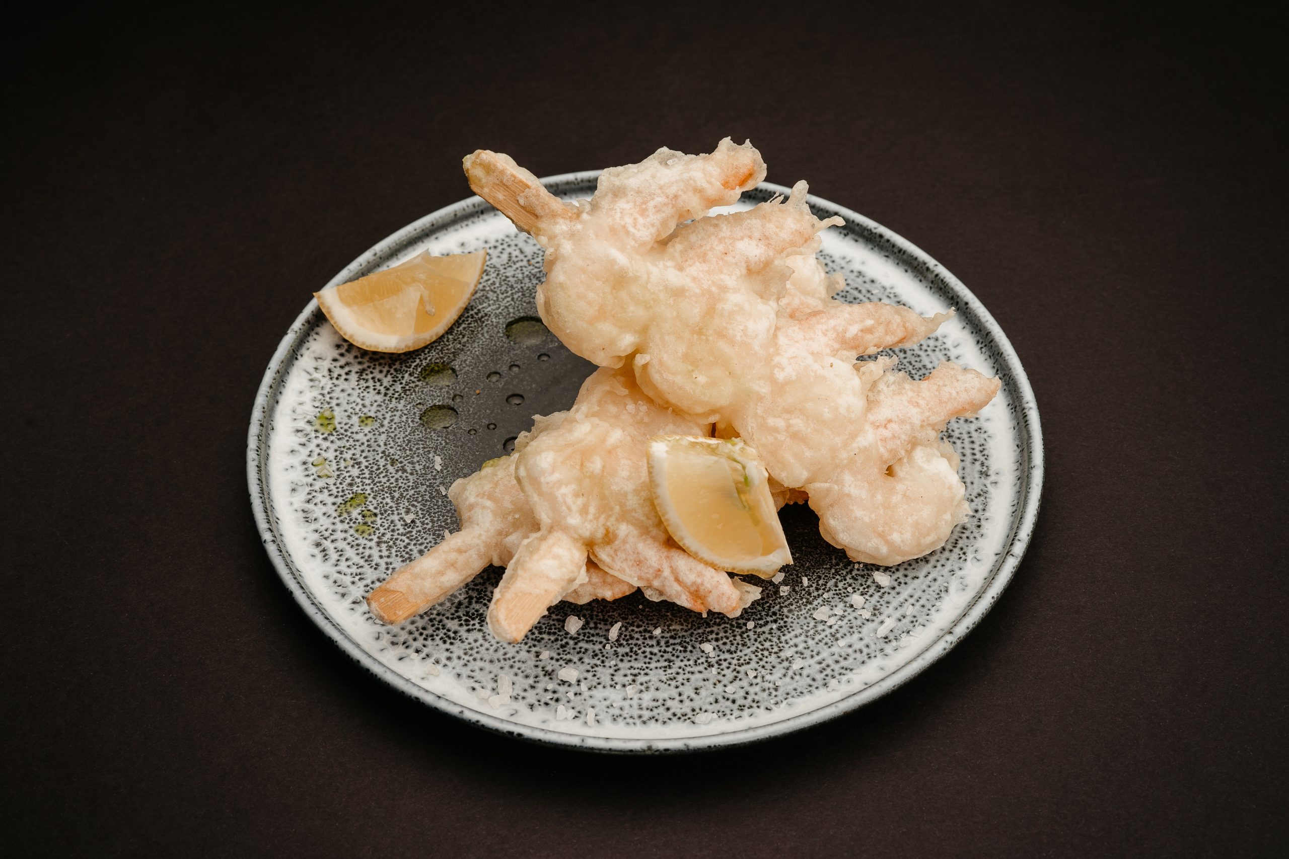 Frigarui de creveti tempura