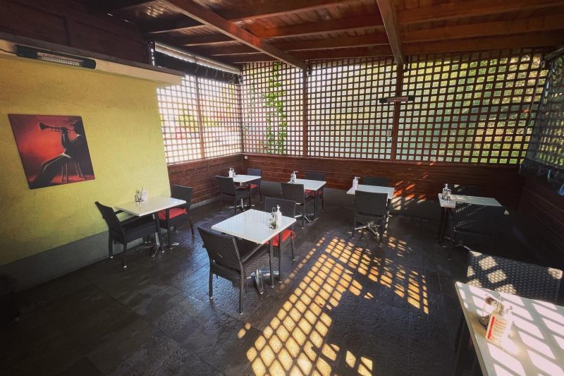 restaurant zebra catering cluj terasa